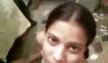সুন্দরি সেক্সি মা ছেলে চুদাচুদি চটি মহিলার, অফিস,