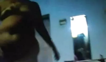 বাড়ীতে মা ছেলে চুদাচুদি চটি তৈরি