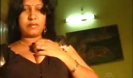 ছোট মাই, হাতের কাজ, মাই চুদাচুদি র গল্প এর, অপেশাদার, মুখের ভিতরের