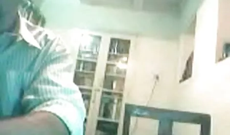 শপিং সেন্টার পার্কিং কাজের লোকের সাথে চোদাচুদি লট মধ্যে তার প্রেমিকের সাথে একটি গাড়ির মধ্যে তার স্বামীর উপর
