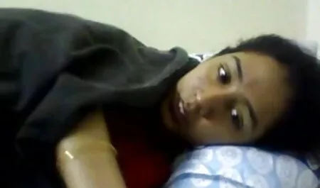 বড়ো চটি চুদা চুদি মাই, বড় সুন্দরী মহিলা