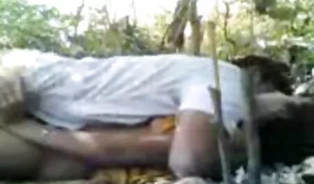 মেয়েদের হস্তমৈথুন উভমুখি যৌনতার বড় বোন কে চুদা মেয়ে হিজড়া