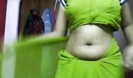 বাঁড়ার মা ছেলের চুদাচুদির গল্প রস খাবার