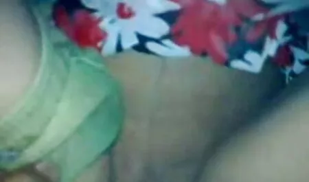 স্বামী ও স্ত্রী আনটি কে চুদা