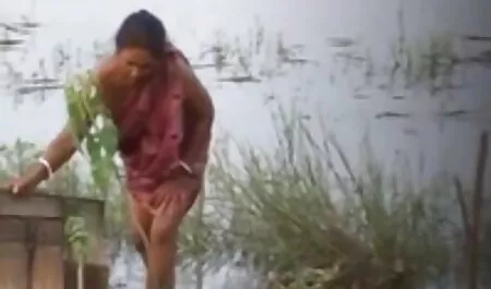 শ্যামাঙ্গিণী, ব্লজব, ছোট বোনের সাথে চুদাচুদি ডগী-স্টাইল