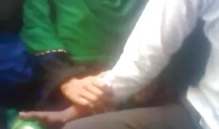 শ্যামাঙ্গিণী স্বর্ণকেশী পর্নোতারকা বাঁড়ার রস খাবার চুদা চুদি গল্প ভিডিও -