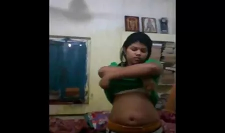 আঁট, দুর্দশা, উত্যক্ত করা, ফুফুর সাথে চুদাচুদি বাঁড়ার