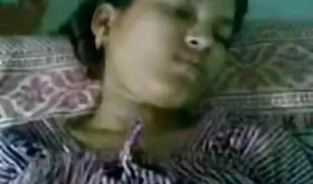 সুন্দরি সেক্সি মহিলার বৌমা কে চুদা