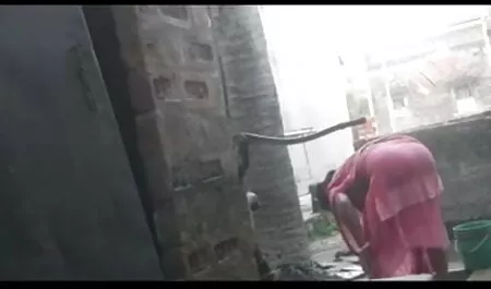 বাঁড়ার রস খাবার, বউয়ের সাথে চুদাচুদি ব্রিটিস্, মোজা