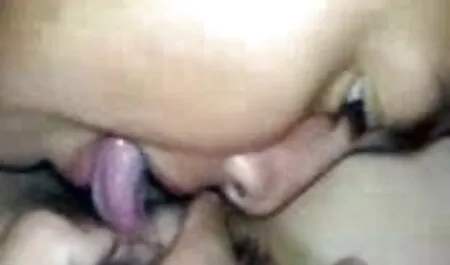 মেয়ে সমকামী পোঁদ চুদাচুদি গলপো