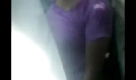 সুন্দরী বালিকা পারিবারিক চুদাচুদির গল্প