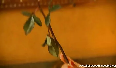 মহিলার দ্বারা কোঁকড়ানো শশুরের সাথে চুদাচুদি পুরানো-বালিকা বন্ধু ধর্ষণ