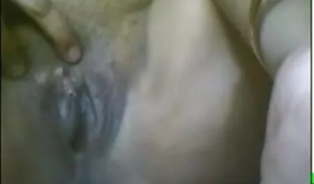 সুন্দর, আন্টির সাথে চুদাচুদি সুন্দরী বালিকা