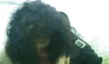 বড়ো ভাইয়ের সাথে চুদাচুদি পোঁদ সাদা বাঁড়ার রস খাবার বড়ো মাই