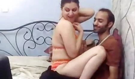সুন্দরি ছেলের সাথে চোদাচুদি সেক্সি মহিলার, ডাক্তারের