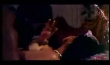 মেয়ে হিজড়া, শ্যামাঙ্গিণী বোনকে চুদা চটি