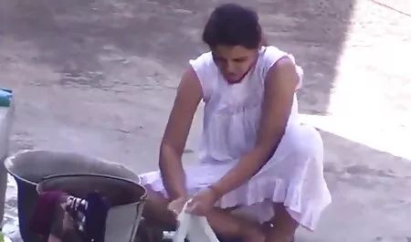 সিঁড়ি ছোট বোনের সাথে চুদাচুদি ভাংচুর